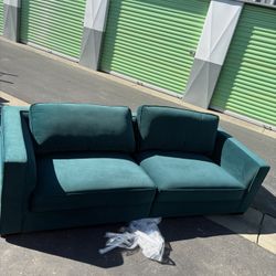 Brand new Teal 2 Piece Sofa
