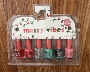 Merry Christmas Vibes Scented Nail Polish Gift Set 