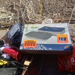 Insulated Casserole Tote Bag W / Portable caerole Dish.