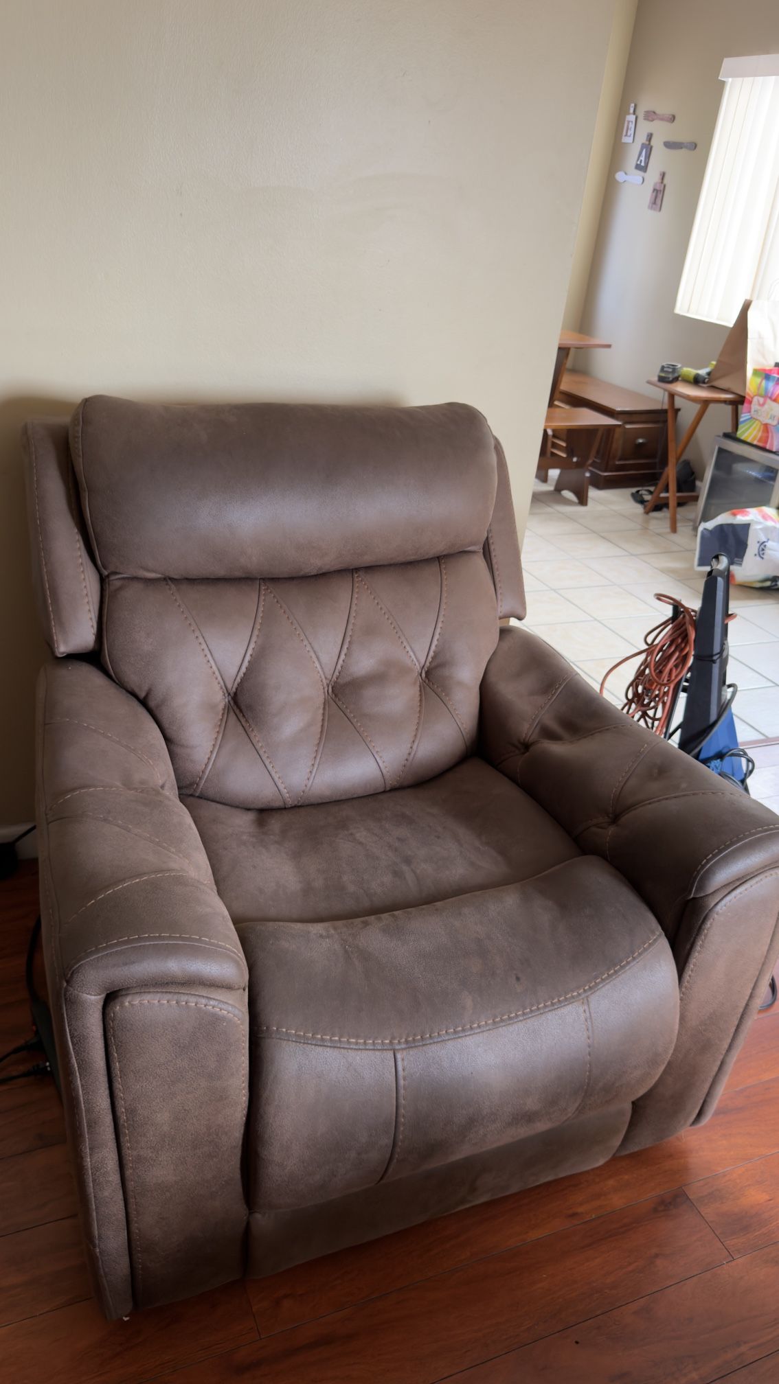 Power Recliner 