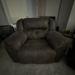 Recline Sofas And Recliner 