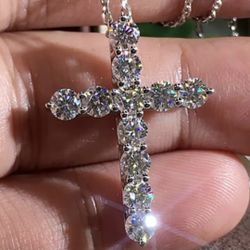 NEW SILVER AUTHENTIC 5.5 CT MOISSANITE CROSS PENDANT