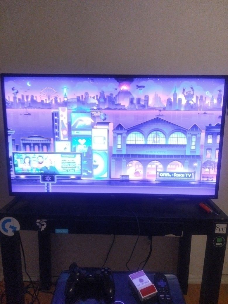 42". Roku Flat screen