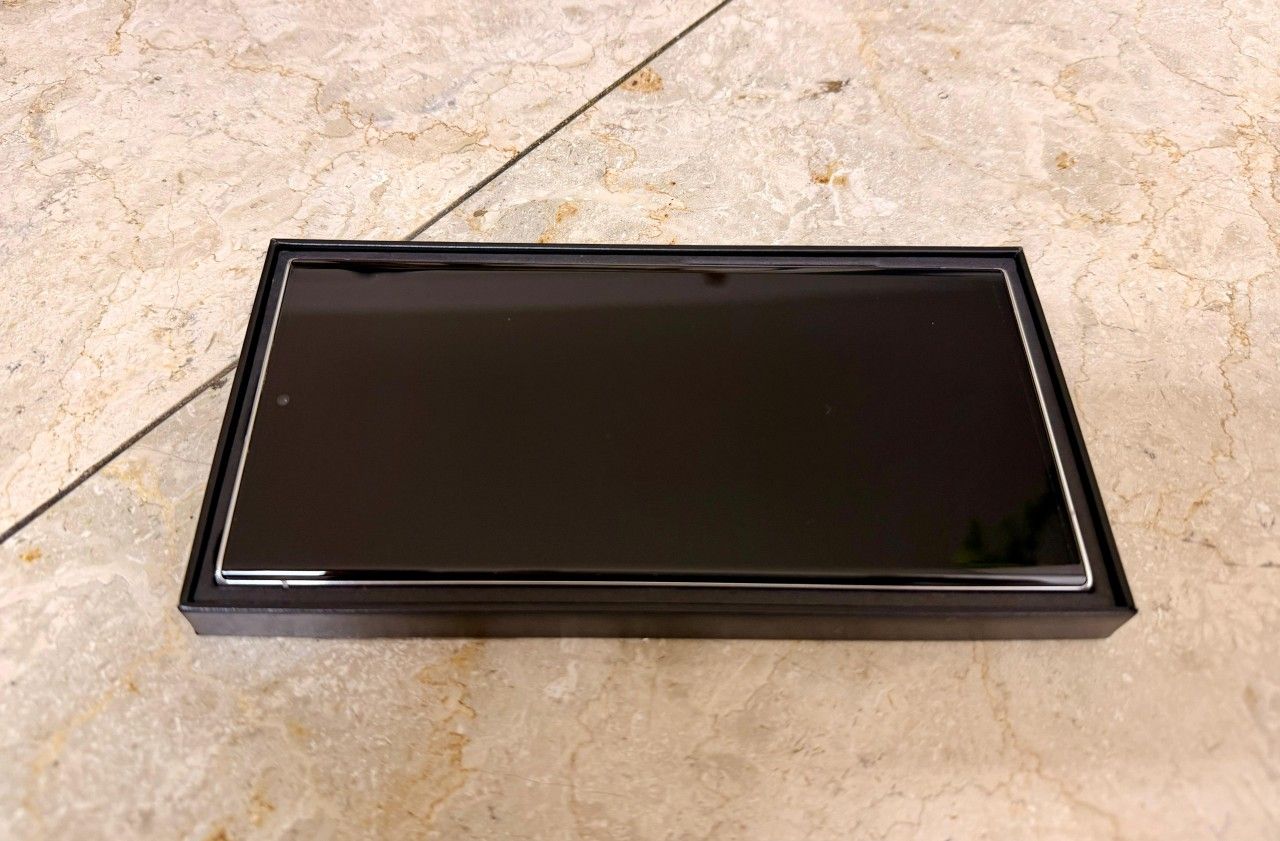 Samsung S23 Ultra 256GB Unlocked Blue