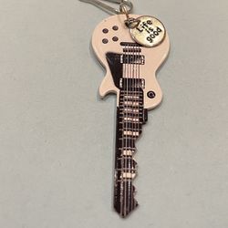 Life Is Good Guitar Key Clip