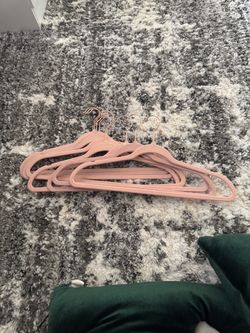 8 Velvet Hangers