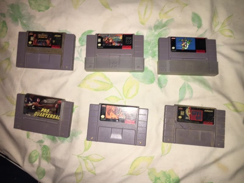 Super Nintendo Game Bundle