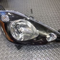 Honda Fit 2009 2010 2011 2012 2013 2014 TYC Headlight Passenger Right Side - New With Bulbs