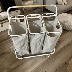 Sorting hamper Brightspace From Target