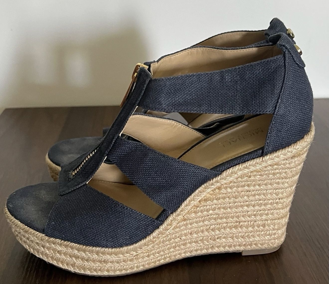 Michael Kors Espadrille Wedge Front Zipper Damita Black Sandals Size 7.5