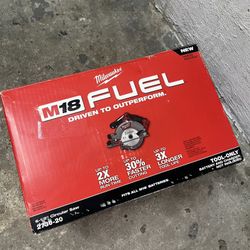Milwuakee Fuel M12 6 1/2in Circular Saw (tool Only) 