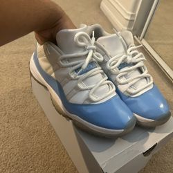 Jordan 11 University Blue
