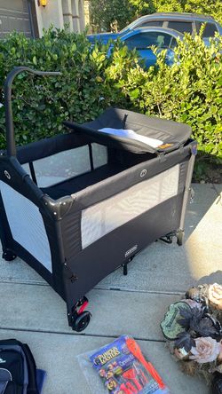 Travel playpen also rocks