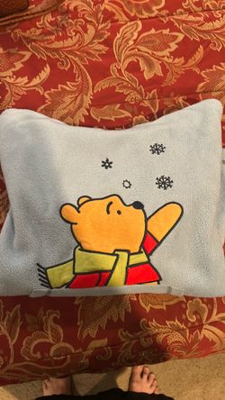 Winnie The Pooh ( Women’s Sweat Shirt)