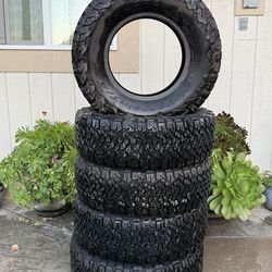 BFGoodrich KO2 285/70R17 – Set of 5