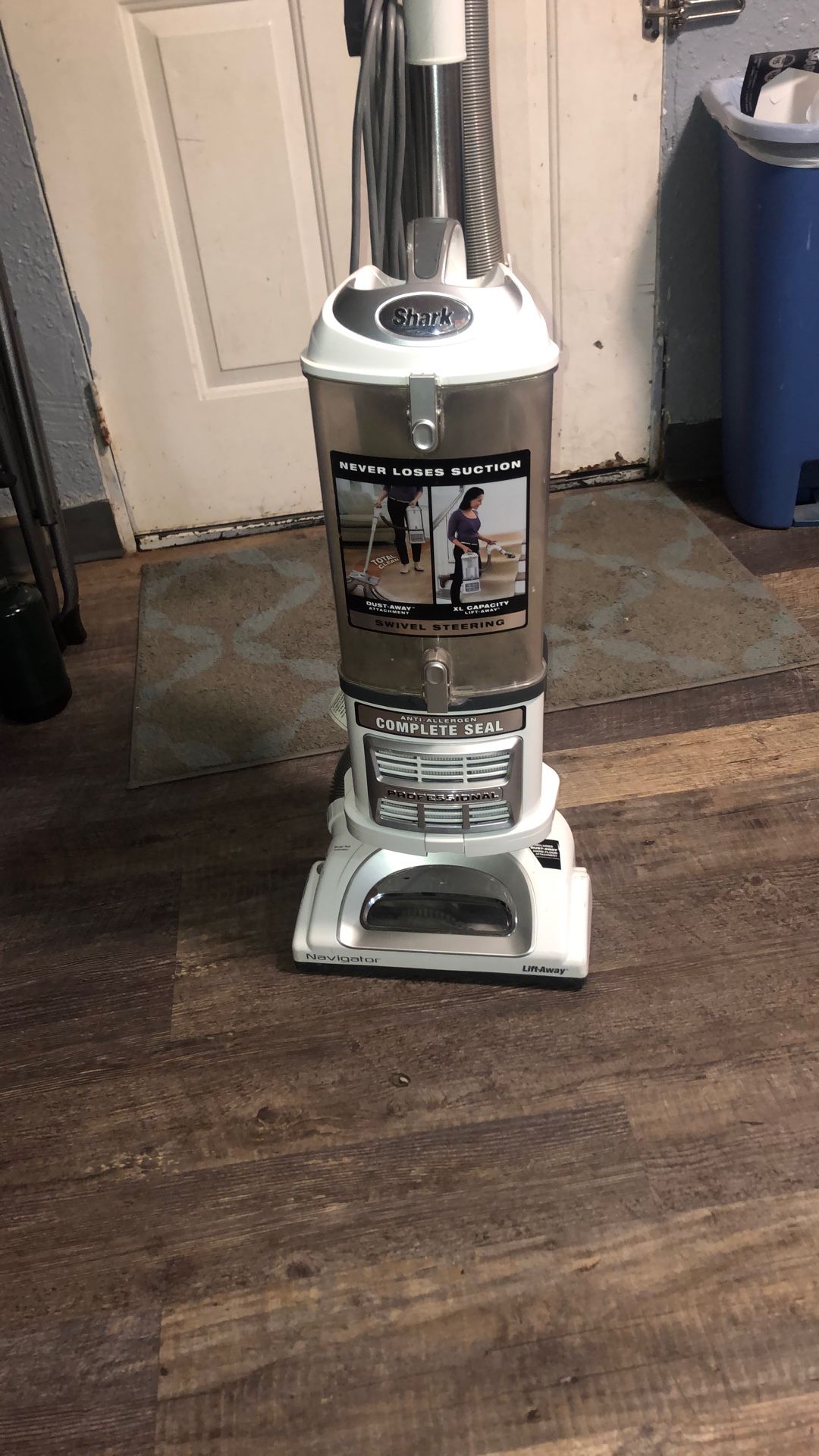 Shark Navigator Lift Away Vacuum