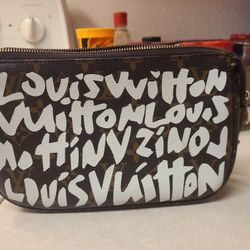 limited edition Louis Vuitton x Stephen Sprouse Graffiti Pochette 