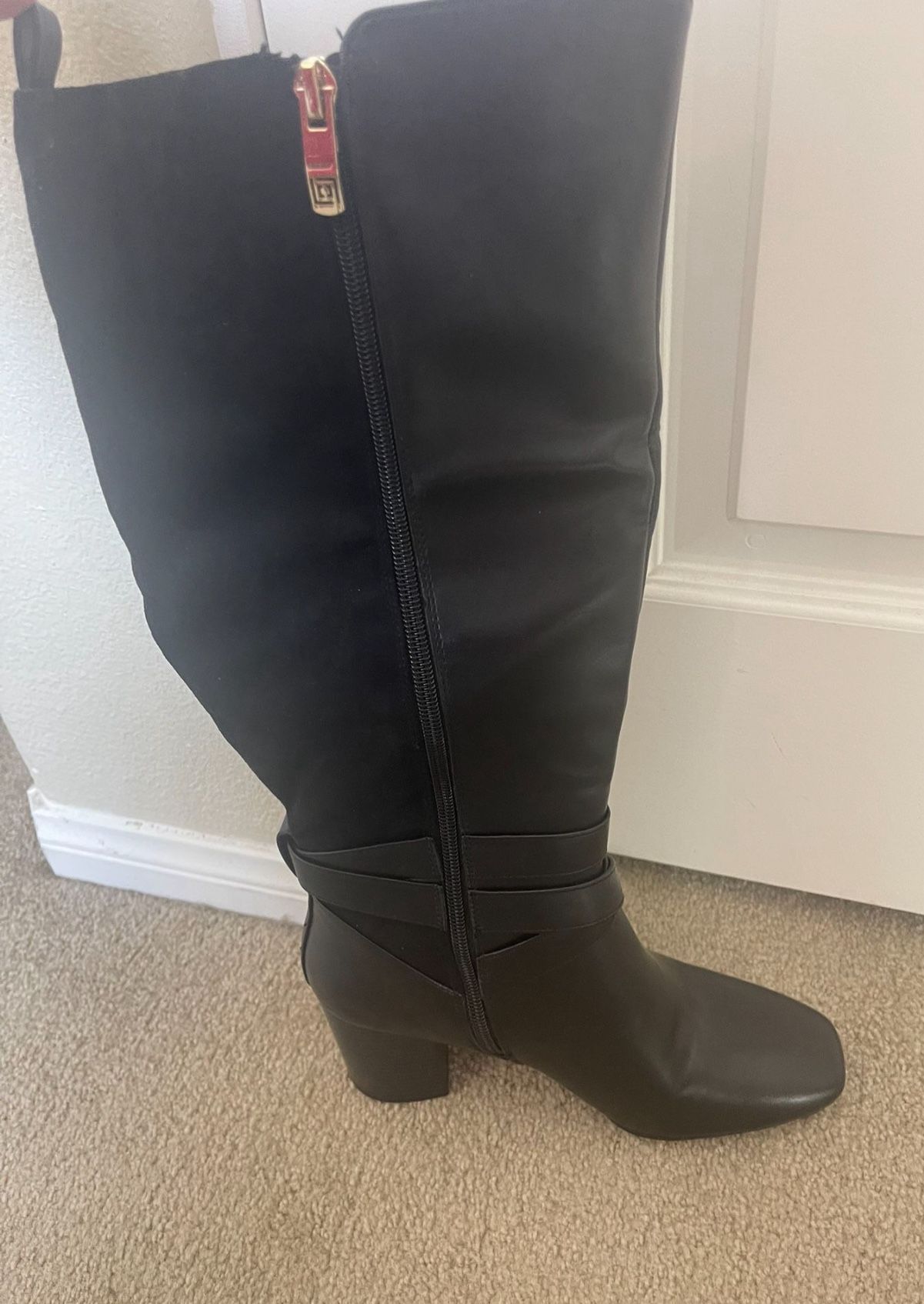 Women’s Boot Size 7