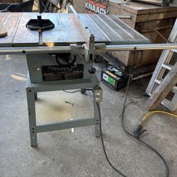 Delta Contractor Table Saw 