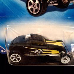 Hot Wheels Moon Eyes Sooo Fast 2009 Modified Rides Series ***WILL
