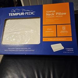 Tempur-Pedic TEMPUR Neck Pillow Standard Medium New in Box