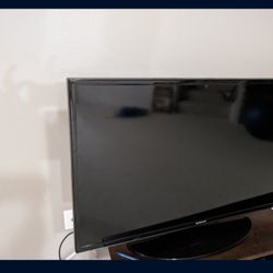 40 Inch Samsung TV