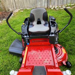 2023 Lawn Equipment For Sale Like New