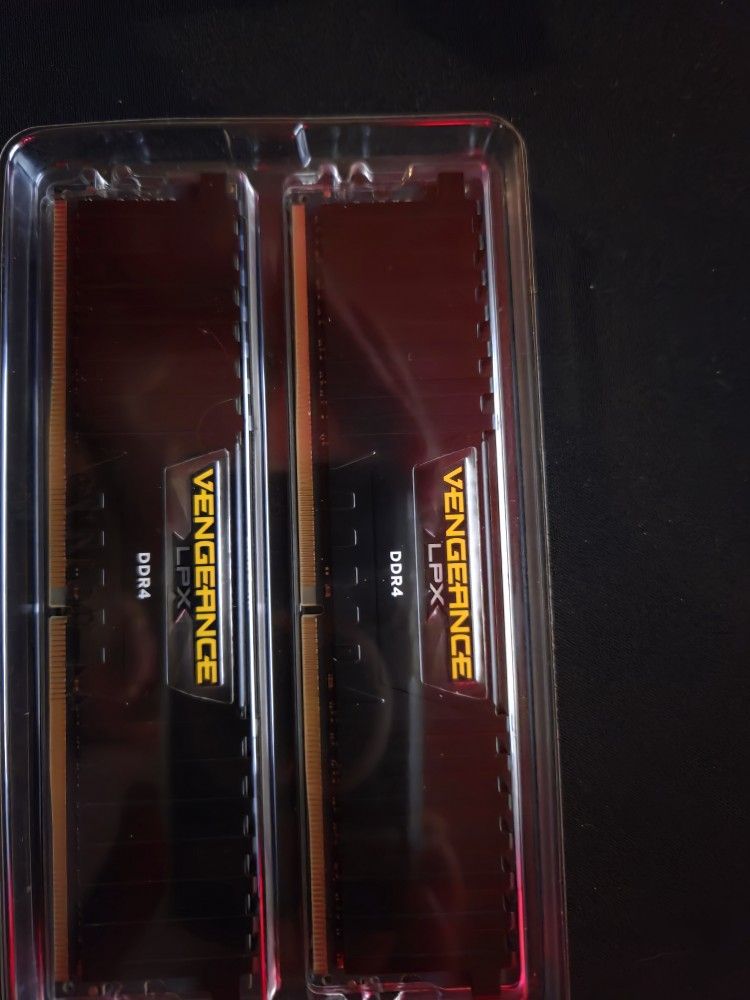 Corsair Vengeance Lpx 16GB RAM DDR4