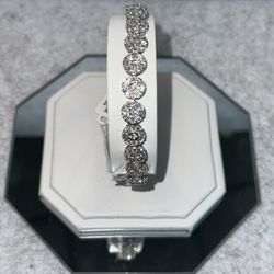 Women’s Diamond Bracelet 10k 