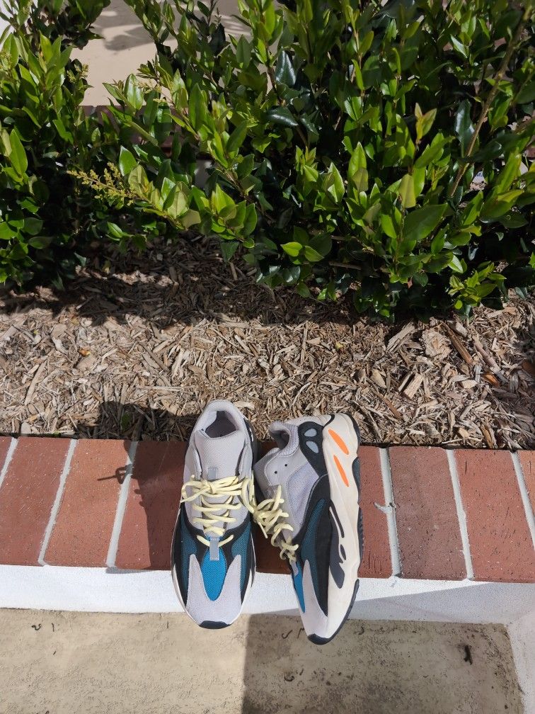 Yeezy Boost 700 'Wave Runner' 2017 Size 13 Mens Shoes