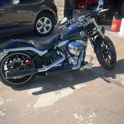 2016 Harley Davidson Brakeout