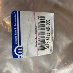 2017, 2018, 2019, 2020, 2021 Jeep  Grand Cherokee Front Right Wheel Flare 