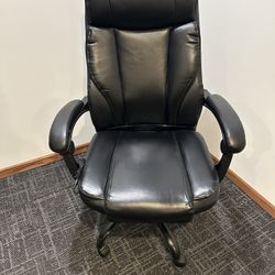 High Back Office Chair With Retractable Foot Rest 