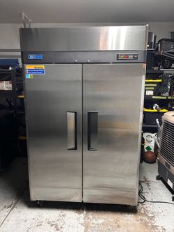 Refrigerator fridge cooler