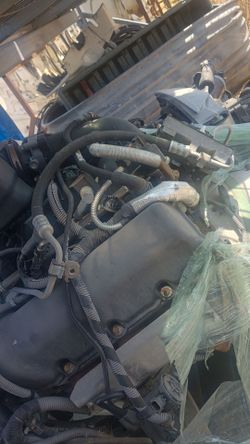 Jeep Chrysler 3.7 low miles engine and transmission complete