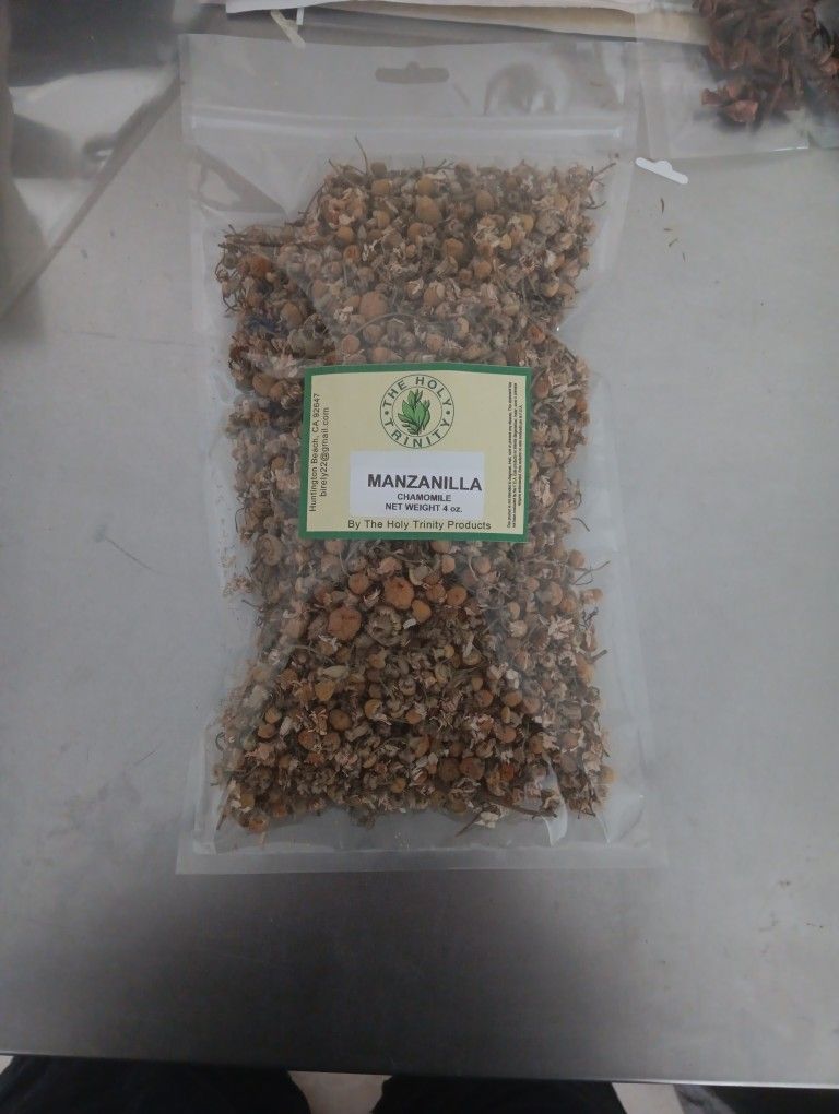 Manzanilla (Chamomile) 4oz.