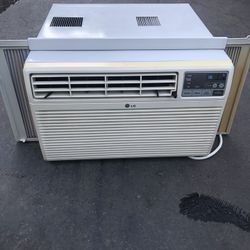 Very Good Condition LG Air Conditioner 