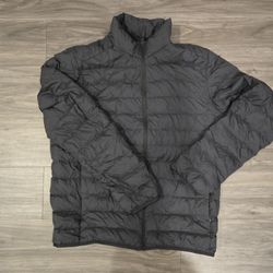 Uniqlo Lightweight Down Jacket Size Small
