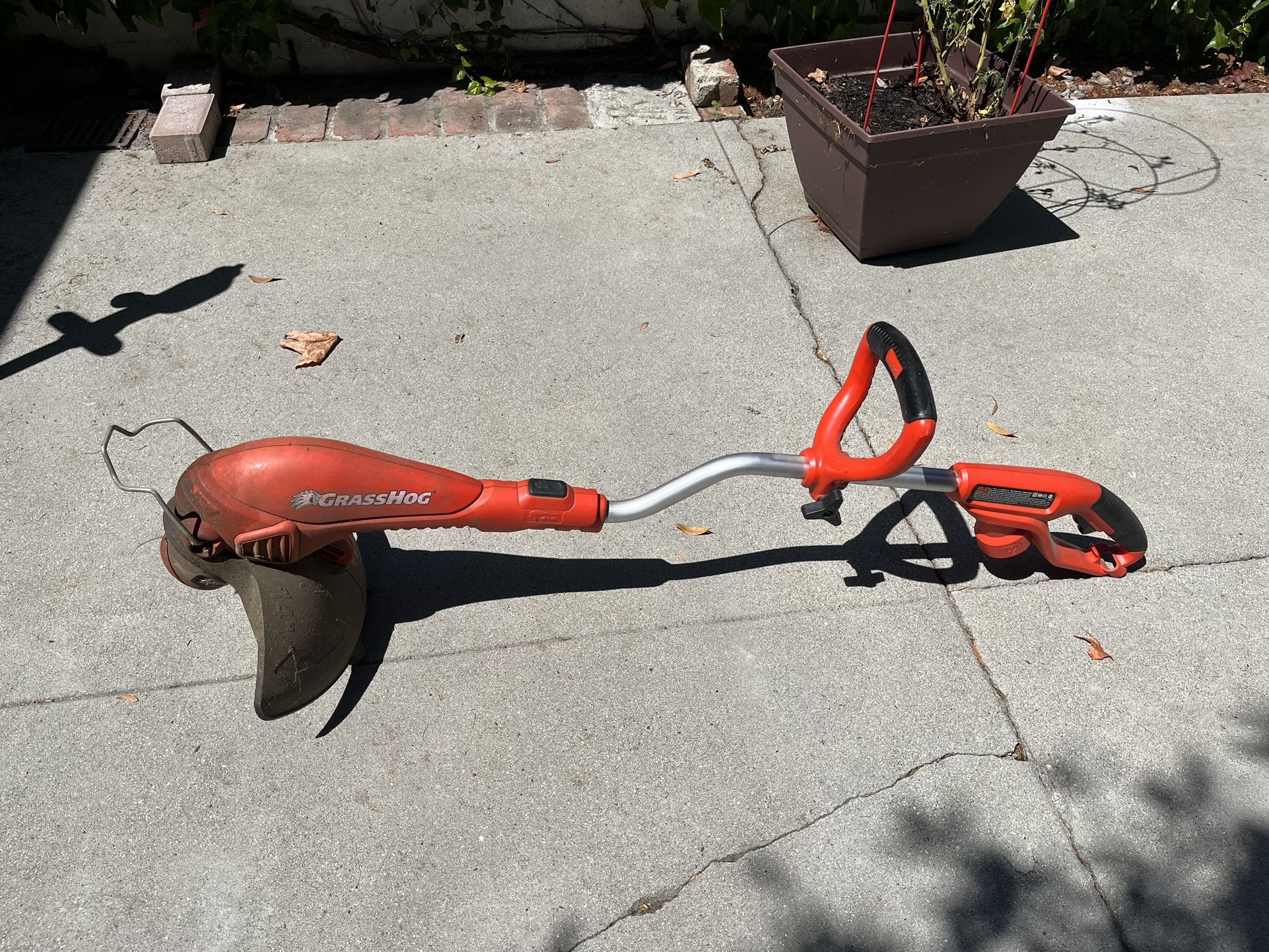 Black & Decker Grass Hog Weed Wacker for Sale in Culver City, CA OfferUp