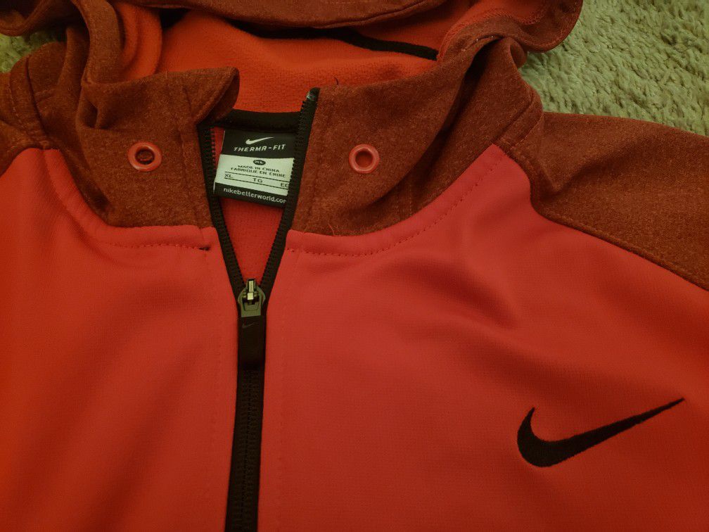 Nike XL RED ZIP UP