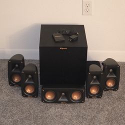 Klipsch Reference Theater Pack 5.1 Surround Sound