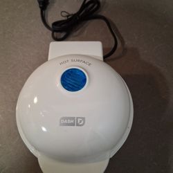 Dash pie/quiche maker