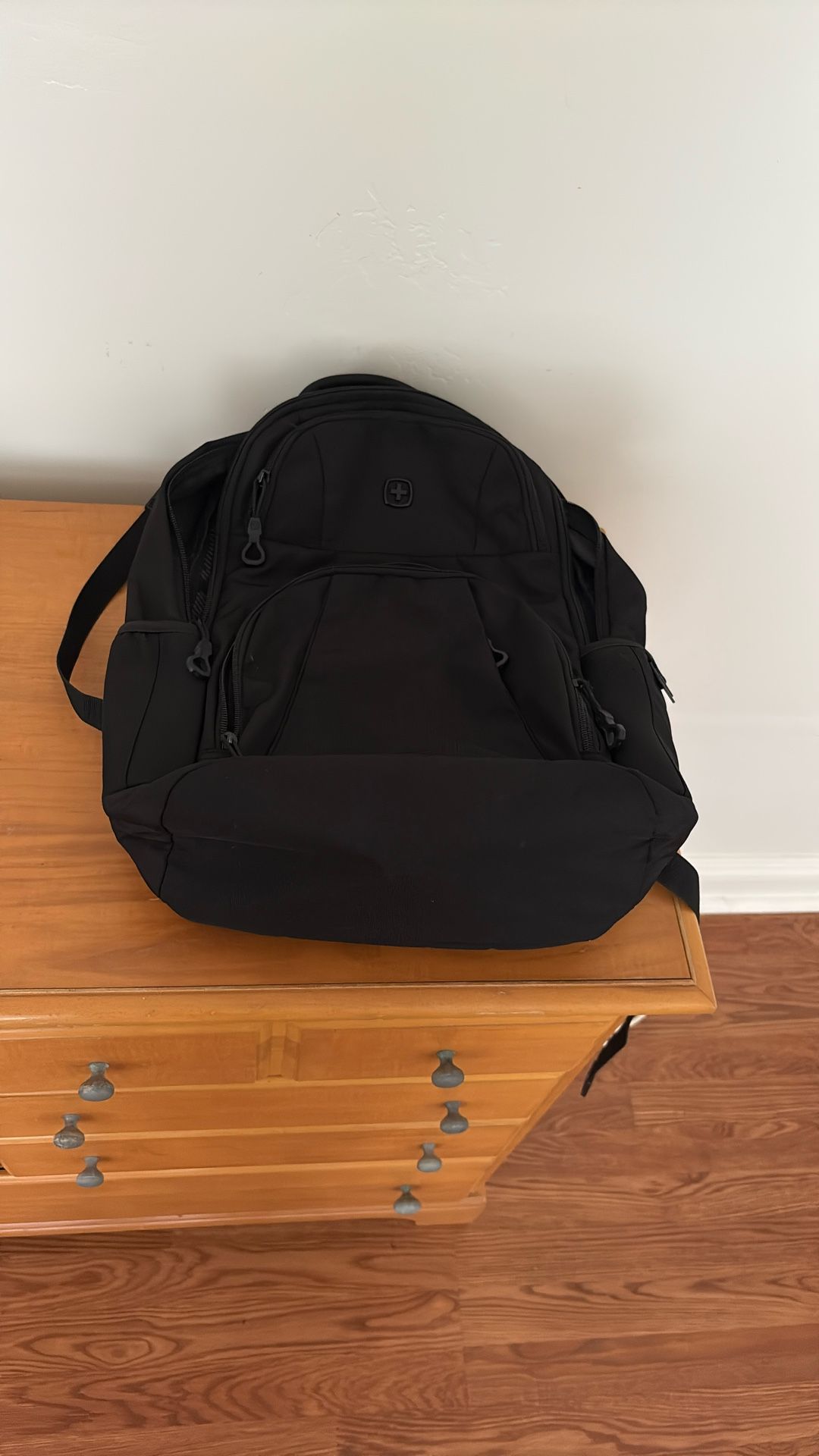 Swiss Gear Backpack 🎒