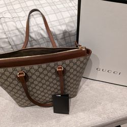 Gucci Tote Bag. 