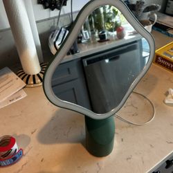 Light Up Vanity Mirror w/ Charger