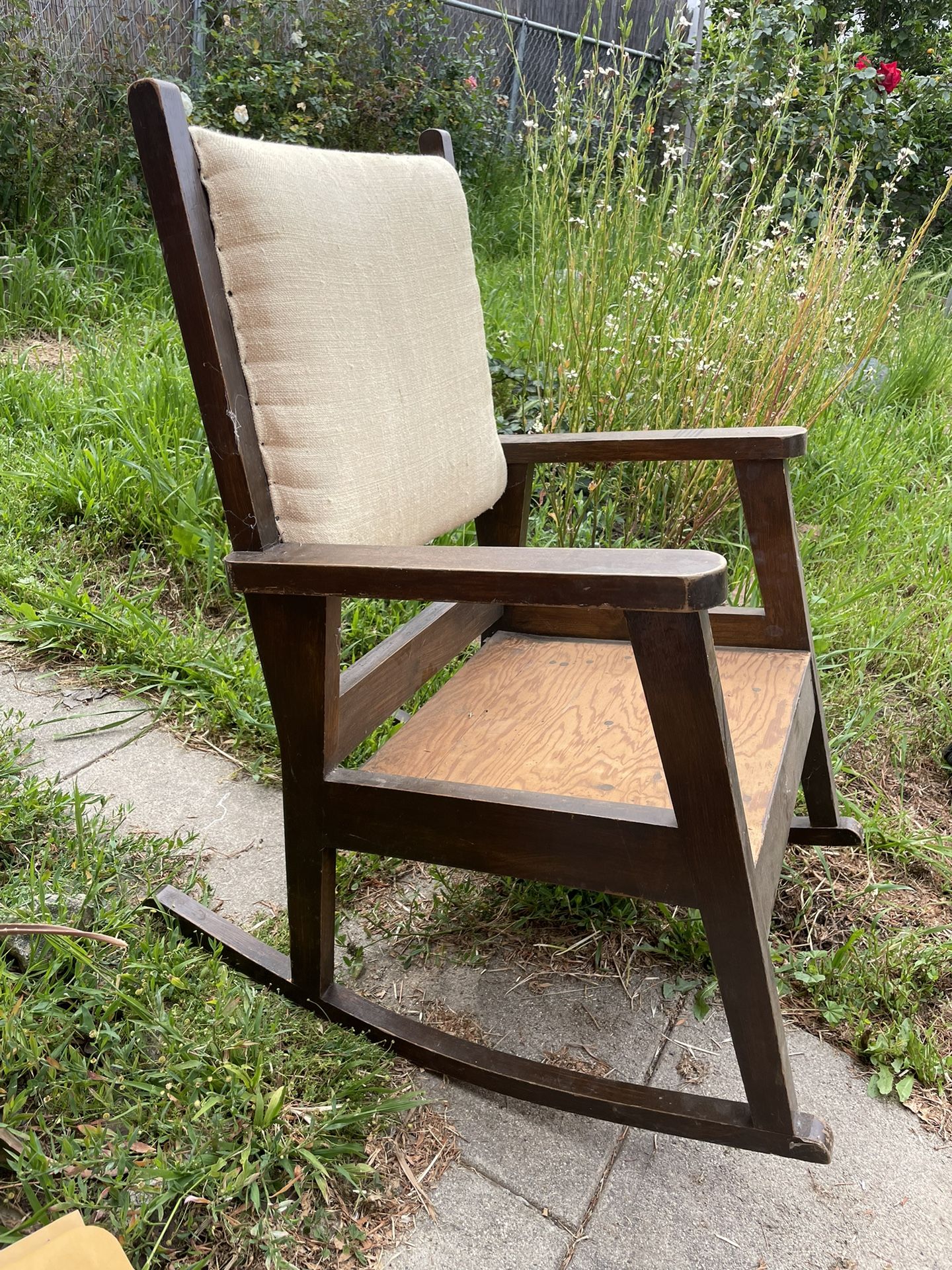 Wooden Rocking Chair/needs Cushion 