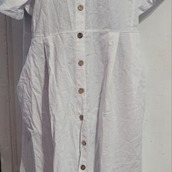 Women 2XL Short Sleeve  Lomg White Dress  With Pockets 