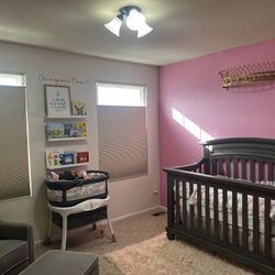 Richmond crib And dresser