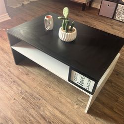 Modern Living Room Table 