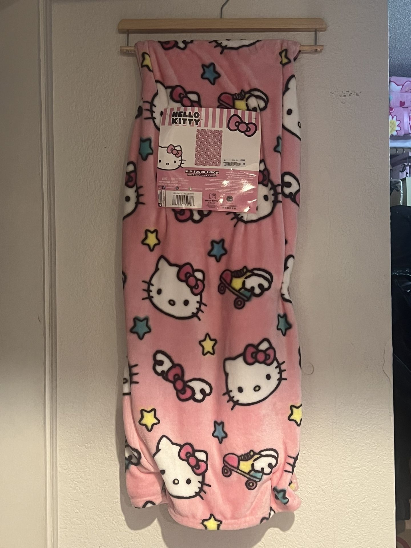 Hello Kitty Blanket